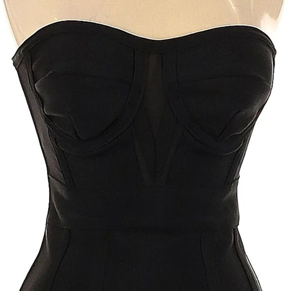 π₯STUNNINGLY BEAUTIFULπ₯ Bandage Strapless Bodycone Fringe Dress in Black - Picture 7 of 11